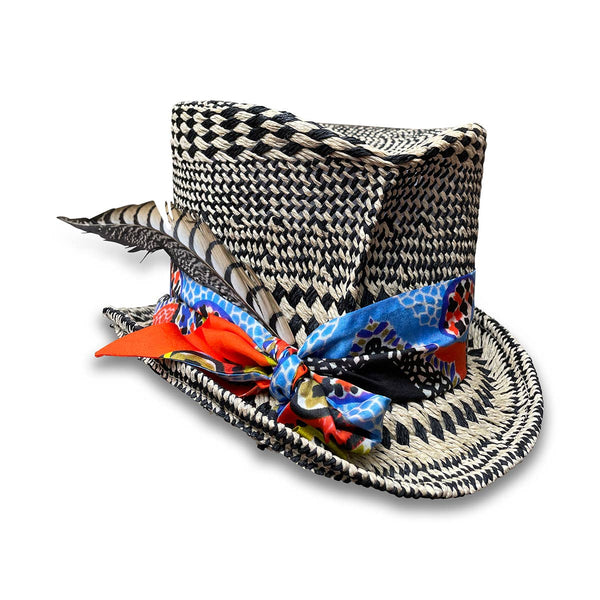 Dee Graphic Top Hat