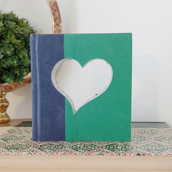 Mini Cutout Book - Heart
