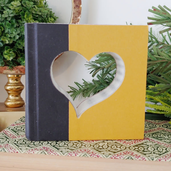 Mini Cutout Book - Heart
