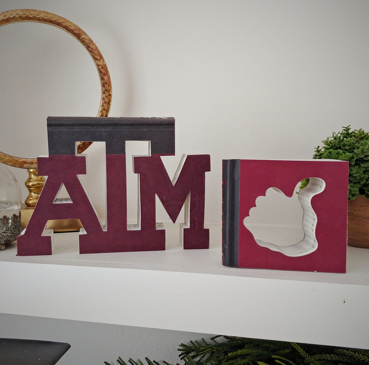  Aggie Thumbs Up 4'' Cookie Cutter New! Gig' em: Home & Kitchen