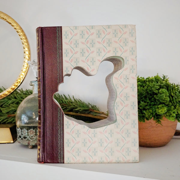 Gig 'Em Cutout Book