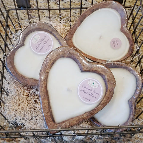 Heart Dough Bowl Hand Poured Candle - Natural Sweet Tobacco