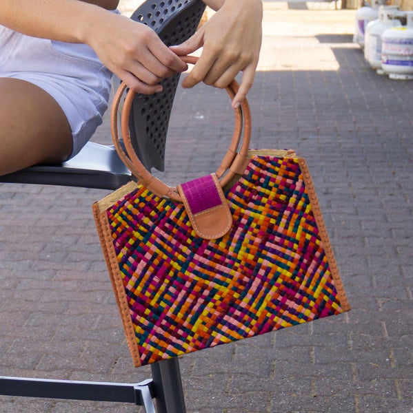 Ibiza Straw Handbag with Leather Handles - Raspeberry