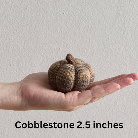 Cozy Knit Pumpkins - Cobblestone (S)