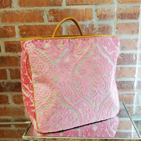 Olivia Handbag - Petal Pink