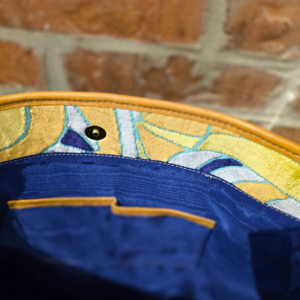 Olivia Handbag - Seventy Swirl