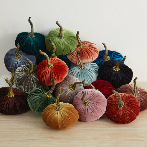 Small Velvet Pumpkin - Magenta