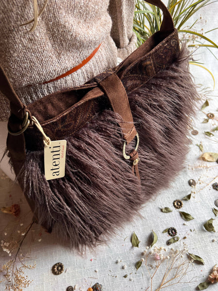 Cafe Lllama Haversack Handbag