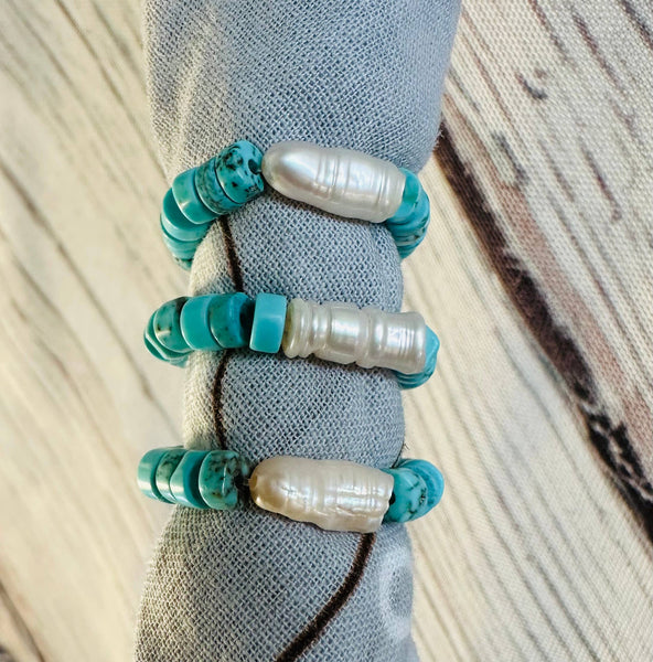 Keshi Pearl Turquoise Bandana Stretch Charm
