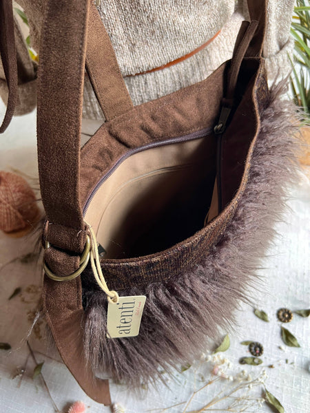 Cafe Lllama Haversack Handbag