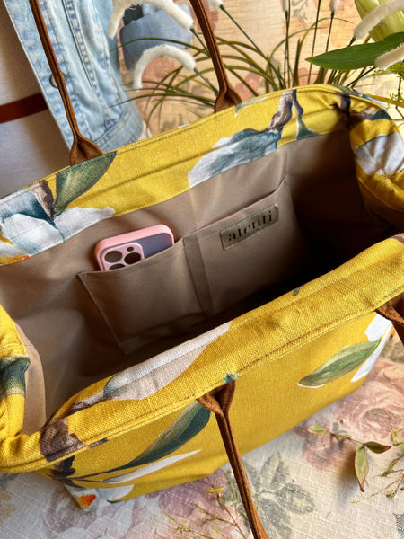 Magnolia Doctor Bag