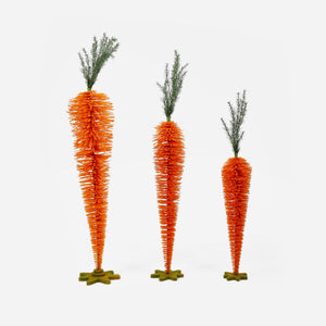 Standing Carrots - Set of 3