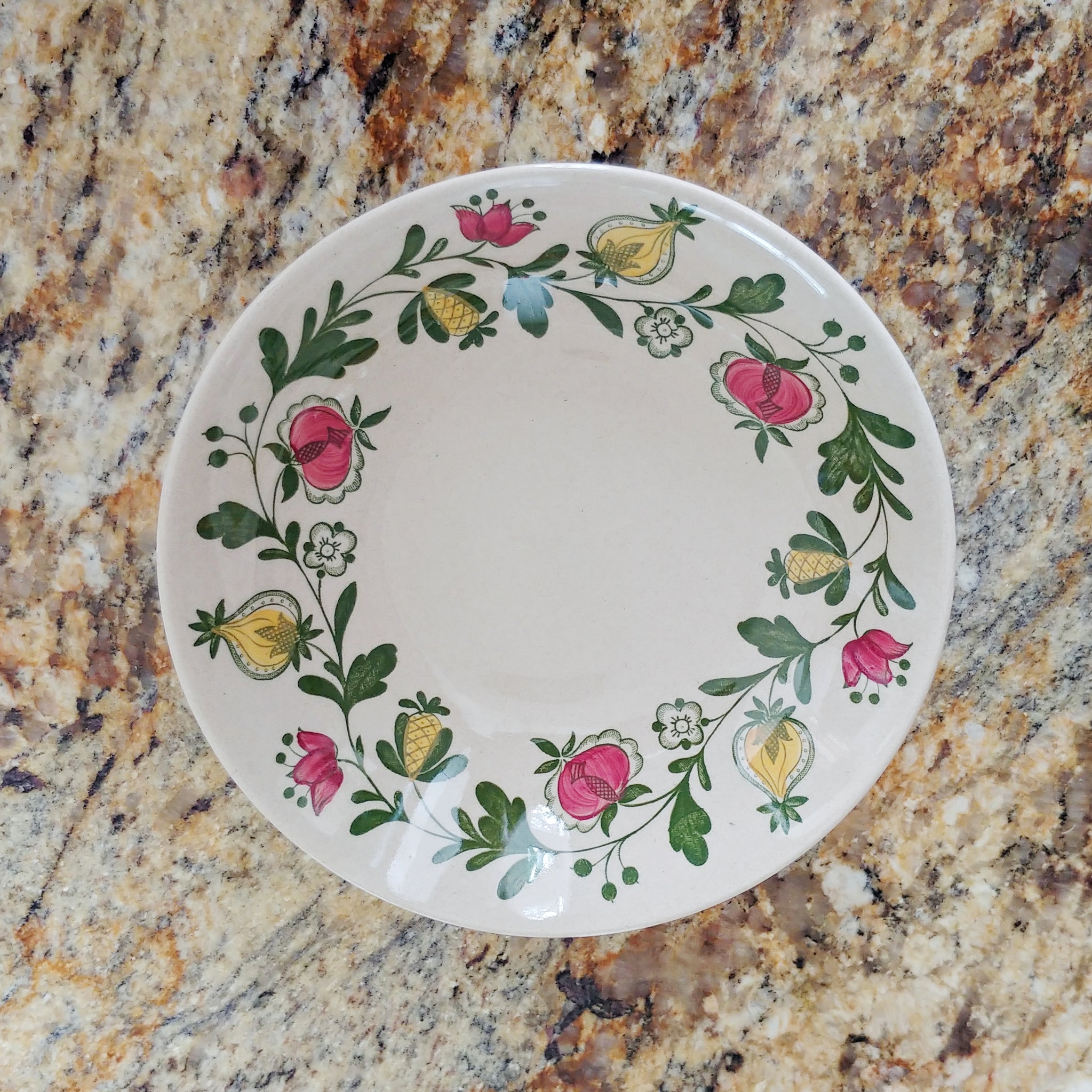 Gretchen Green Bowl
