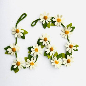 Felt Daisy Garland