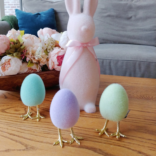 Flocked Egg with Feet